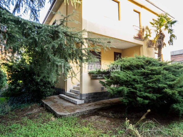 casa indipendente in vendita a Cesano Maderno