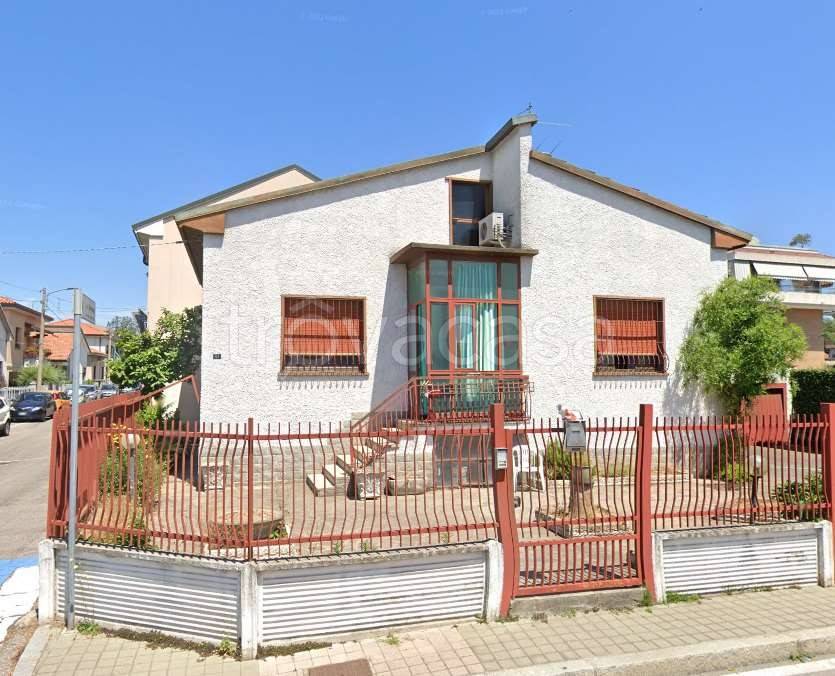 casa indipendente in vendita a Cesano Maderno