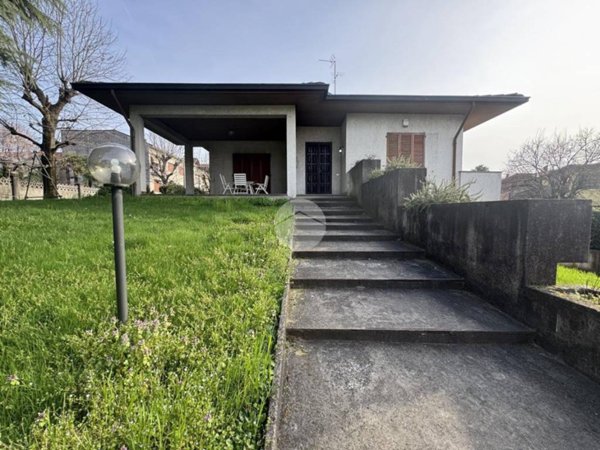 casa indipendente in vendita a Cesano Maderno