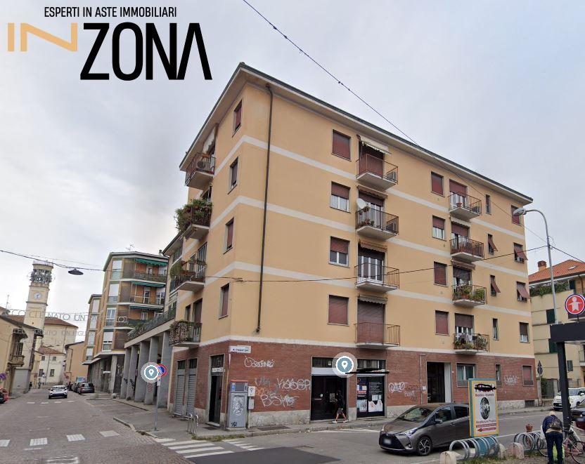 appartamento in vendita a Cesano Maderno in zona Villaggio Snia