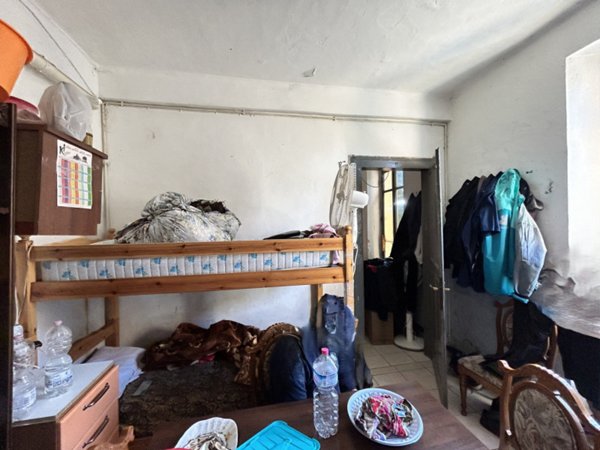 appartamento in vendita a Cesano Maderno in zona Villaggio Snia