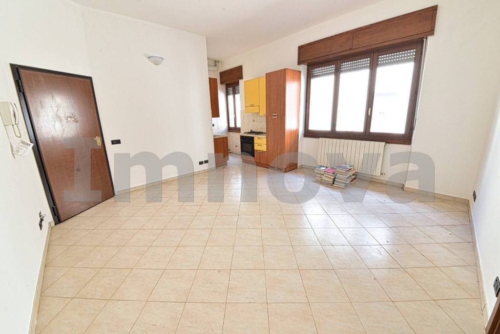 appartamento in vendita a Cesano Maderno in zona Binzago
