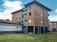 appartamento in vendita a Cesano Maderno in zona Binzago