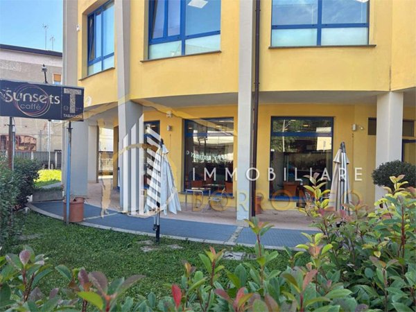 appartamento in vendita a Cesano Maderno in zona Cassina Savina