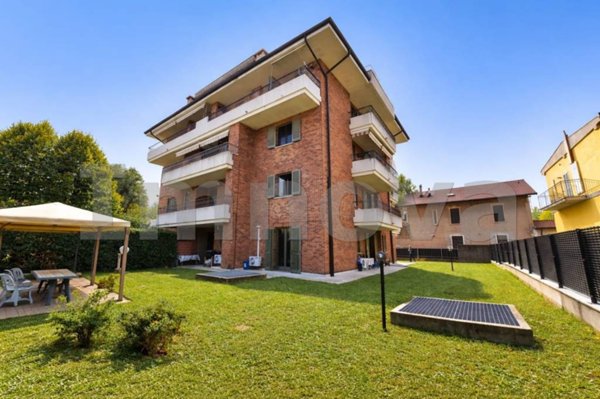 appartamento in vendita a Cesano Maderno in zona Villaggio Snia