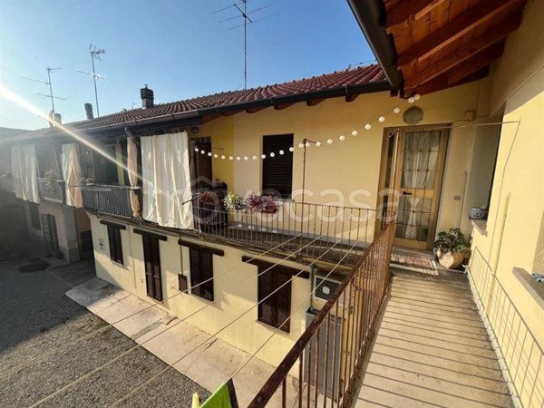 appartamento in vendita a Cesano Maderno in zona Binzago