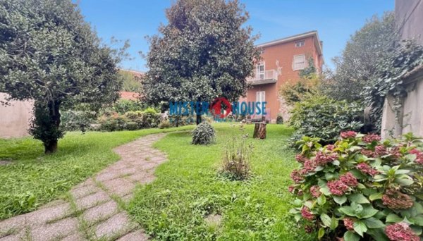 casa indipendente in vendita a Cesano Maderno