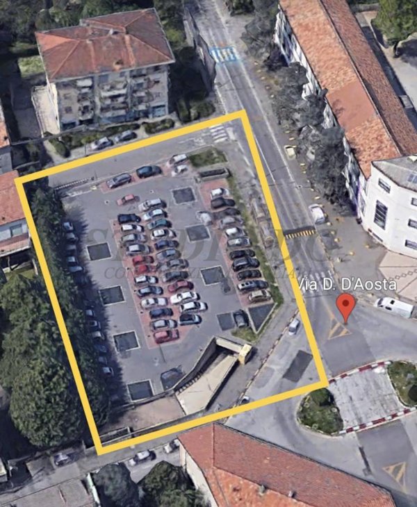 ufficio in vendita a Cesano Maderno in zona Binzago