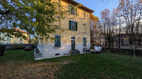 appartamento in vendita a Cesano Maderno in zona Villaggio Snia