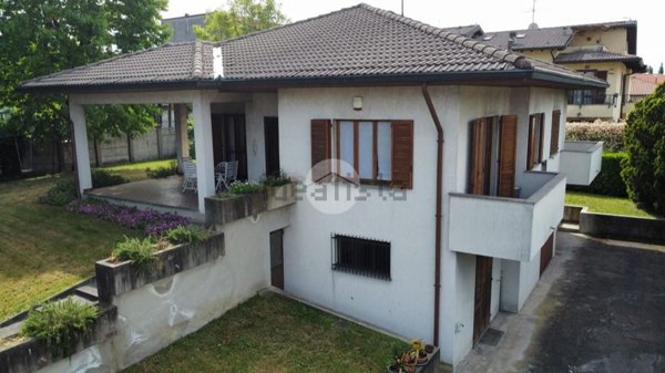 casa indipendente in vendita a Cesano Maderno