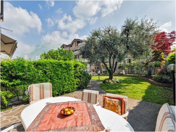 casa indipendente in vendita a Cesano Maderno