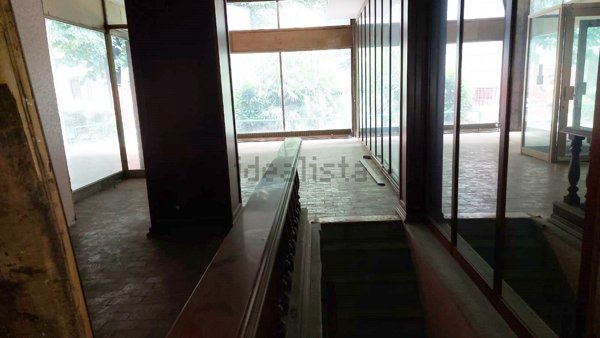 negozio in vendita a Cesano Maderno