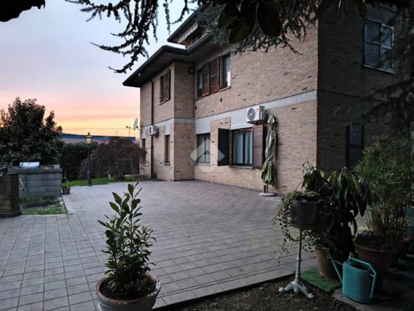 casa indipendente in vendita a Cesano Maderno