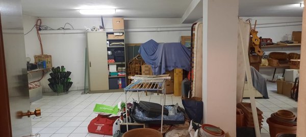 locale di sgombero in vendita a Cesano Maderno