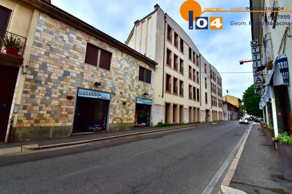 appartamento in vendita a Cesano Maderno in zona Cassina Savina