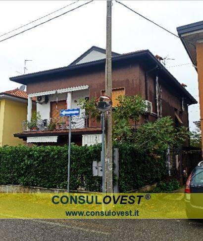 casa indipendente in vendita a Cesano Maderno