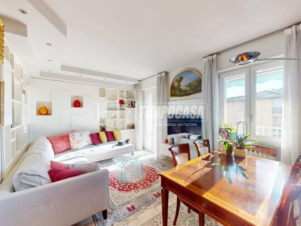 appartamento in vendita a Cesano Maderno in zona Binzago