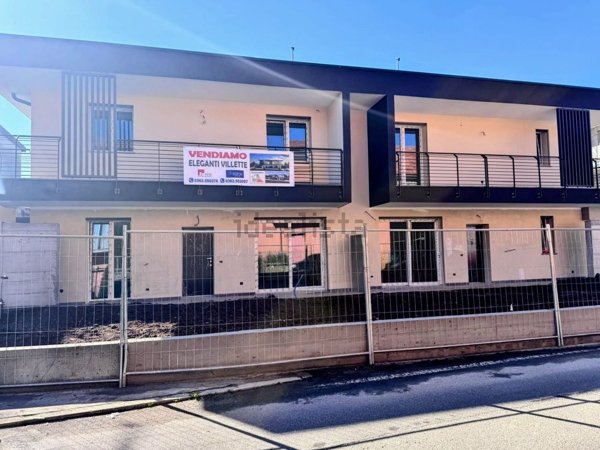 casa indipendente in vendita a Cesano Maderno