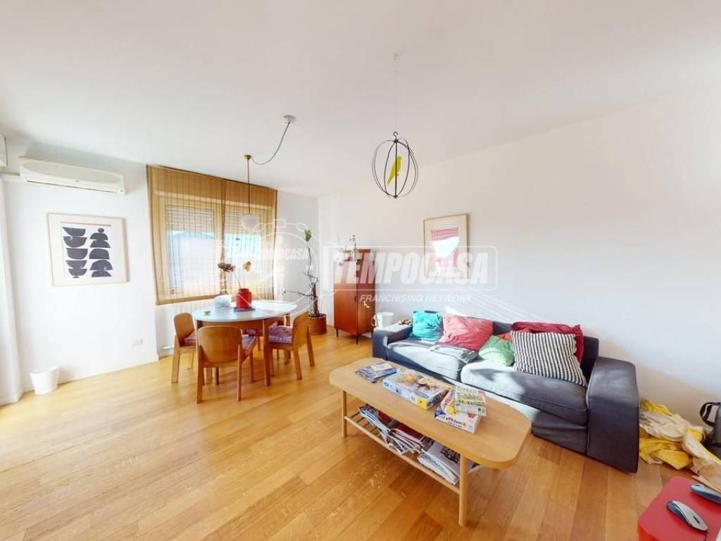 appartamento in vendita a Cesano Maderno in zona Binzago