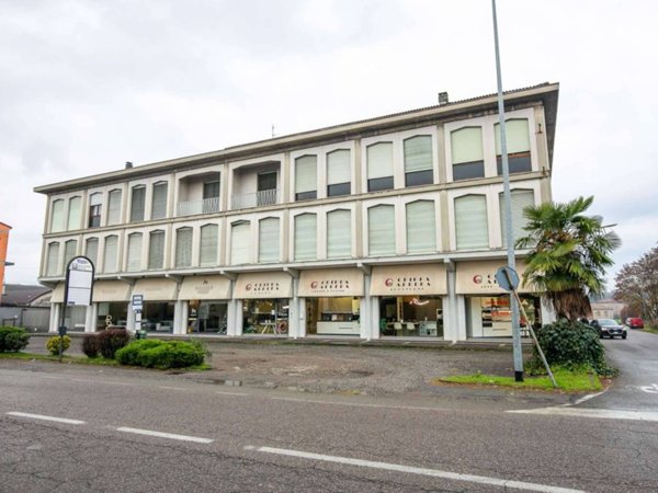 negozio in vendita a Cesano Maderno