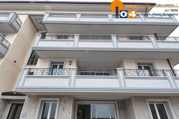 appartamento in vendita a Cesano Maderno in zona Binzago