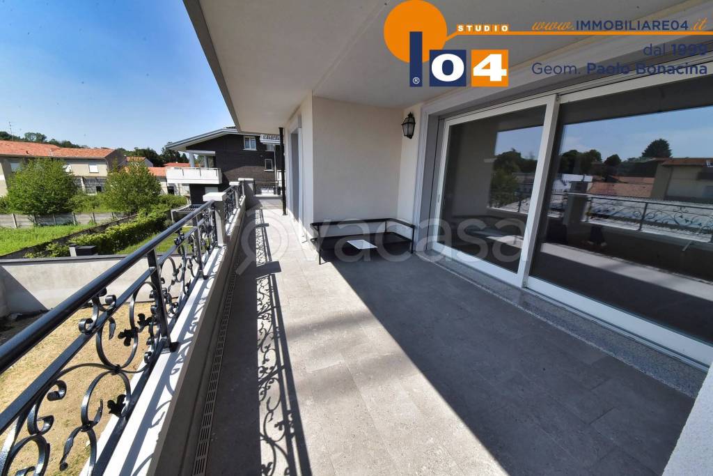 appartamento in vendita a Cesano Maderno in zona Binzago