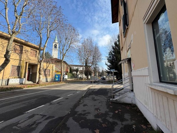 negozio in vendita a Cesano Maderno