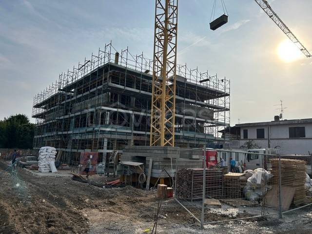 appartamento in vendita a Cesano Maderno in zona Cassina Savina