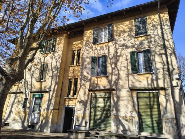 appartamento in vendita a Cesano Maderno in zona Villaggio Snia