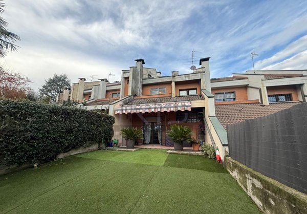 casa indipendente in vendita a Cesano Maderno