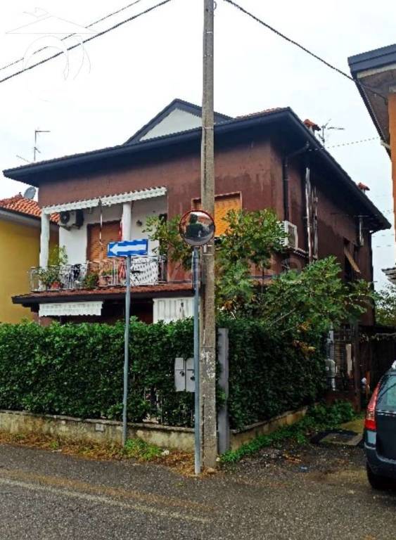 appartamento in vendita a Cesano Maderno in zona Cassina Savina