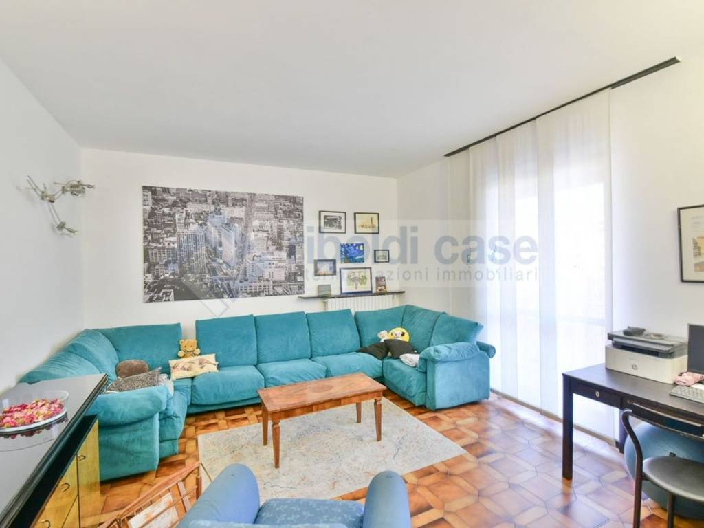 appartamento in vendita a Cesano Maderno in zona Binzago
