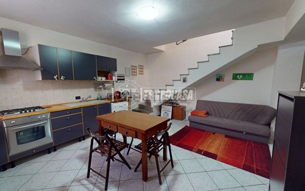 appartamento in vendita a Cesano Maderno in zona Binzago