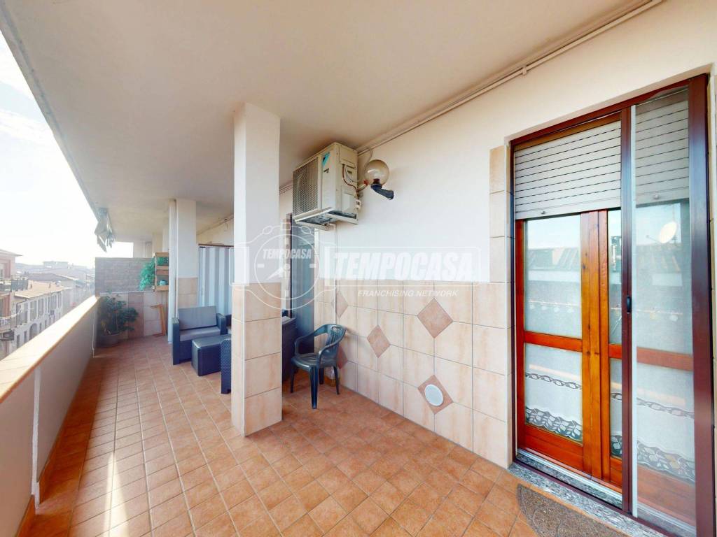 appartamento in vendita a Cesano Maderno in zona Binzago
