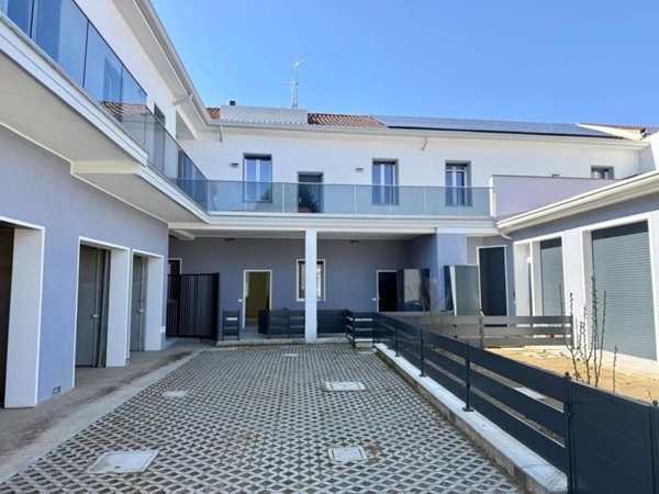 appartamento in vendita a Cesano Maderno in zona Binzago
