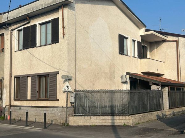 casa indipendente in vendita a Cesano Maderno