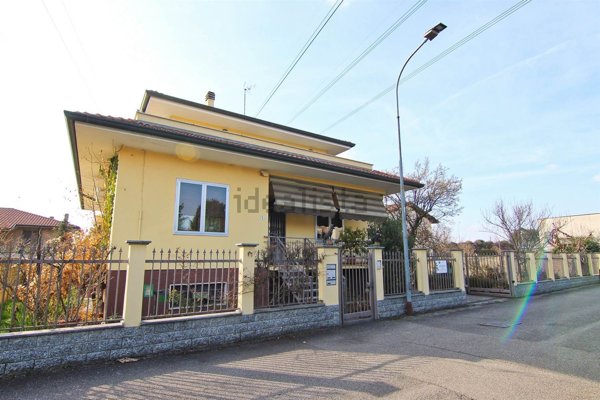 casa indipendente in vendita a Cesano Maderno