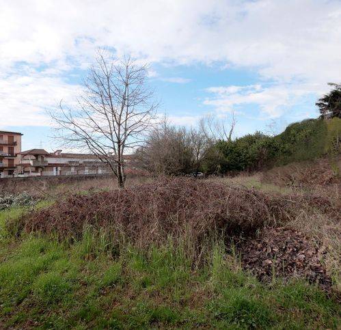 terreno edificabile in vendita a Cesano Maderno