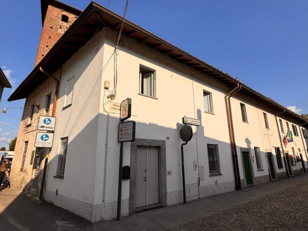 appartamento in vendita a Cesano Maderno in zona Binzago