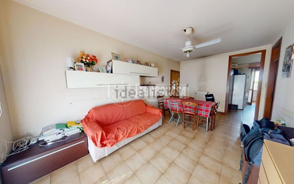 appartamento in vendita a Cesano Maderno in zona Cassina Savina