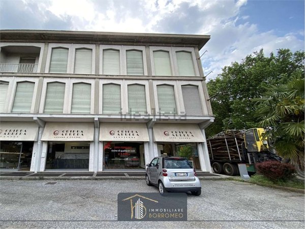 negozio in vendita a Cesano Maderno
