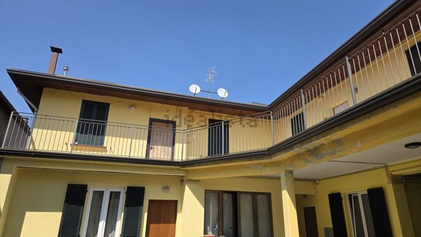 appartamento in vendita a Cesano Maderno in zona Binzago