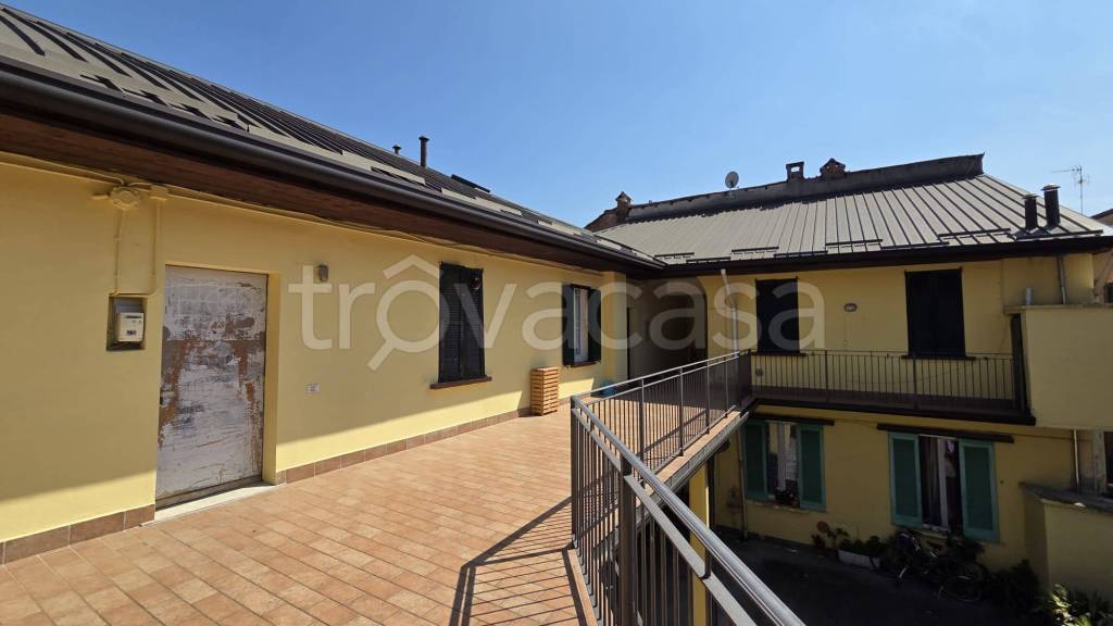 appartamento in vendita a Cesano Maderno in zona Binzago