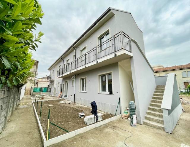 appartamento in vendita a Cesano Maderno in zona Binzago