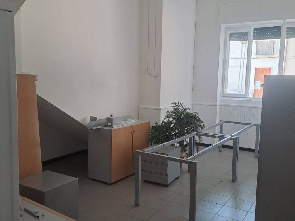 negozio in vendita a Cesano Maderno