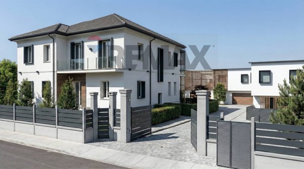 appartamento in vendita a Cesano Maderno in zona Binzago