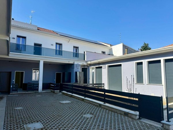 appartamento in vendita a Cesano Maderno in zona Binzago