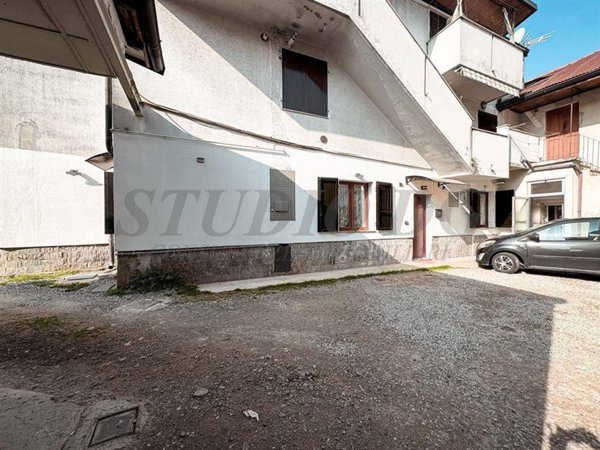 appartamento in vendita a Cesano Maderno in zona Cassina Savina