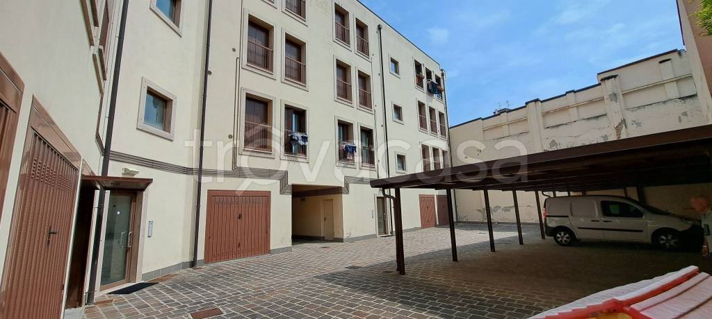 appartamento in vendita a Cesano Maderno