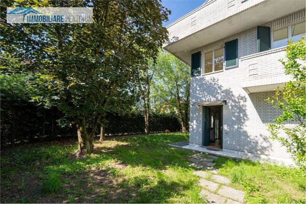 casa indipendente in vendita a Cesano Maderno